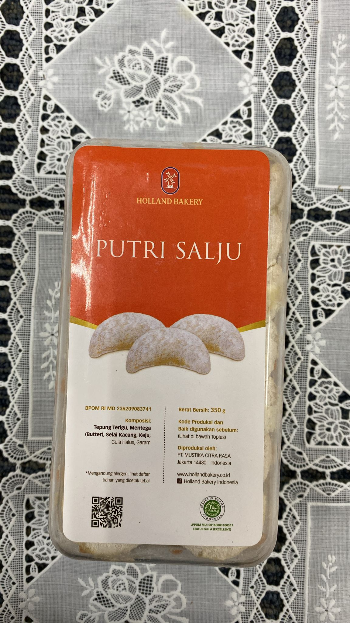 Holland Bakery Putri Salju